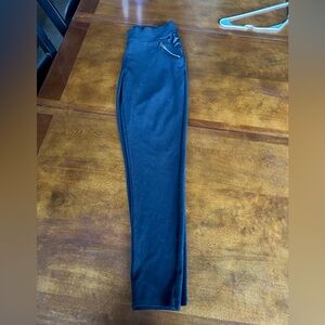 Zipper and leather detailed leggings